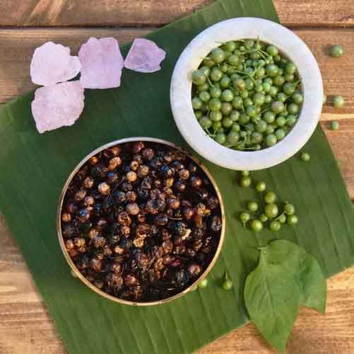 Manathakkali Vathal - மணத்தக்காளி வத்தல்
